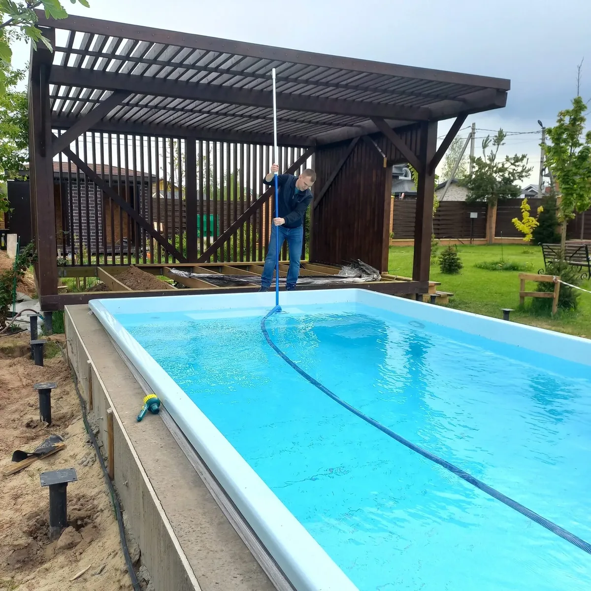 Копинговый бордюрный камень для бассейна Laguna в Миассе